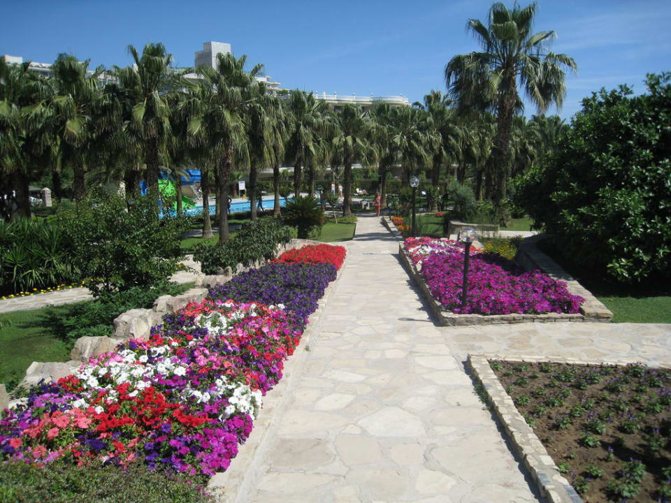 Территория отеля Arum Barut Collection