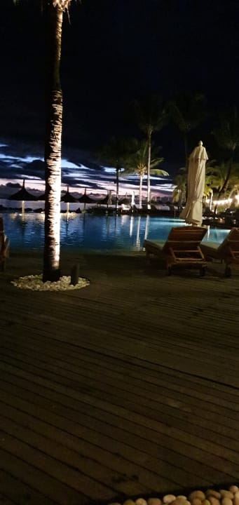 Pool Sands Suites Resort & Spa