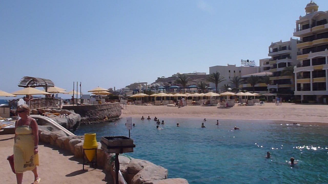 Beach SUNRISE Holidays Resort (Adults Only)