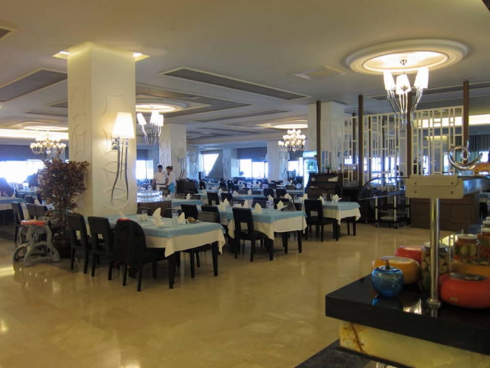 Hauptrestaurant Nirvana Mediterranean Excellence