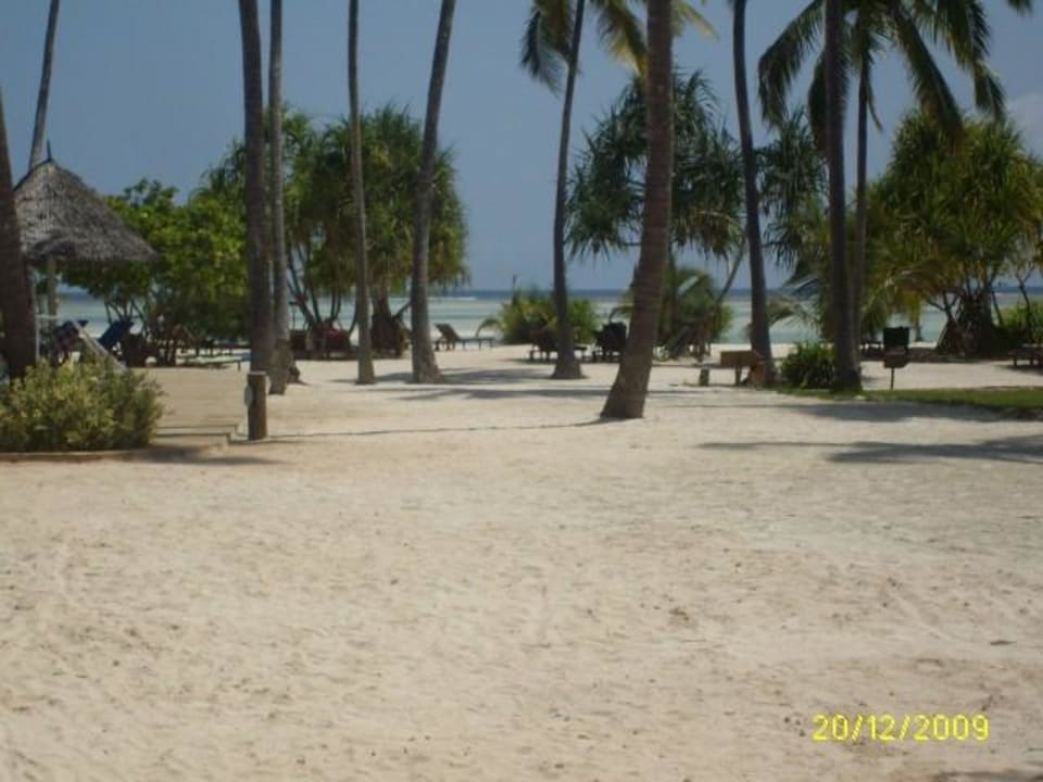 Strand Neptune Pwani Beach Resort & Spa