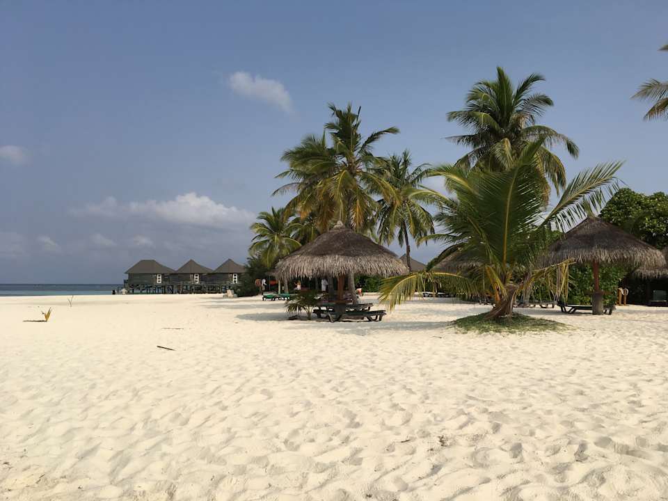 Strand Kuredu Island Resort & Spa