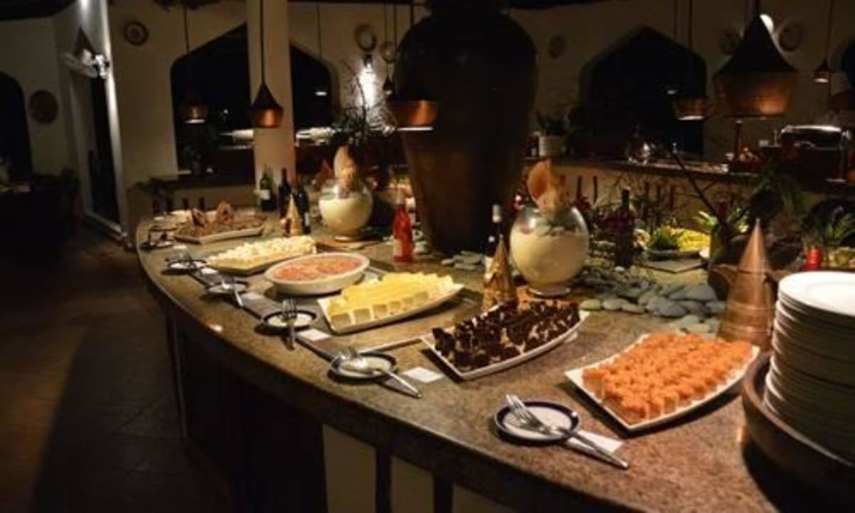 Vielfalt & Lecker Bluebay Beach Resort & Spa