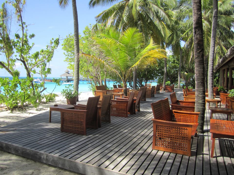 Gemütliche Barterrasse NH Collection Maldives Reethi Resort