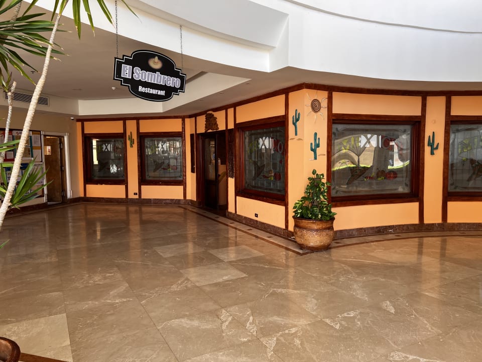 Gastro Hotel Titanic Palace