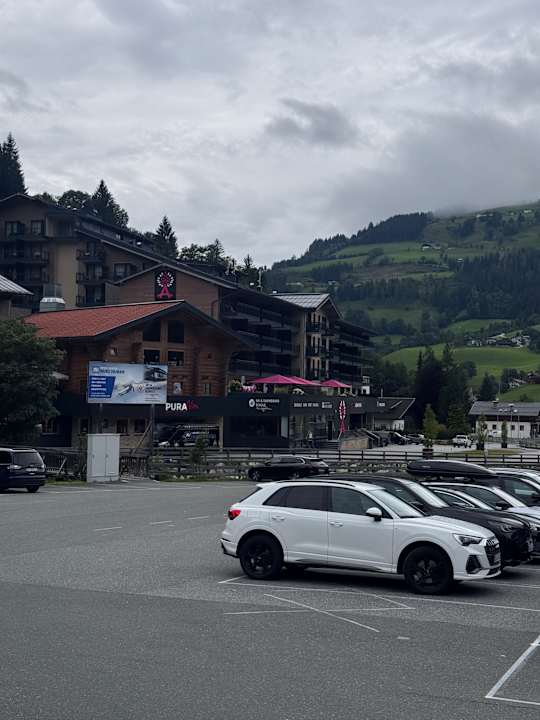 Außenansicht Hotel ADAPURA Wagrain