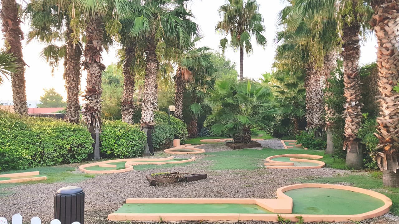 Gartenanlage azuLine Hotel Bergantin