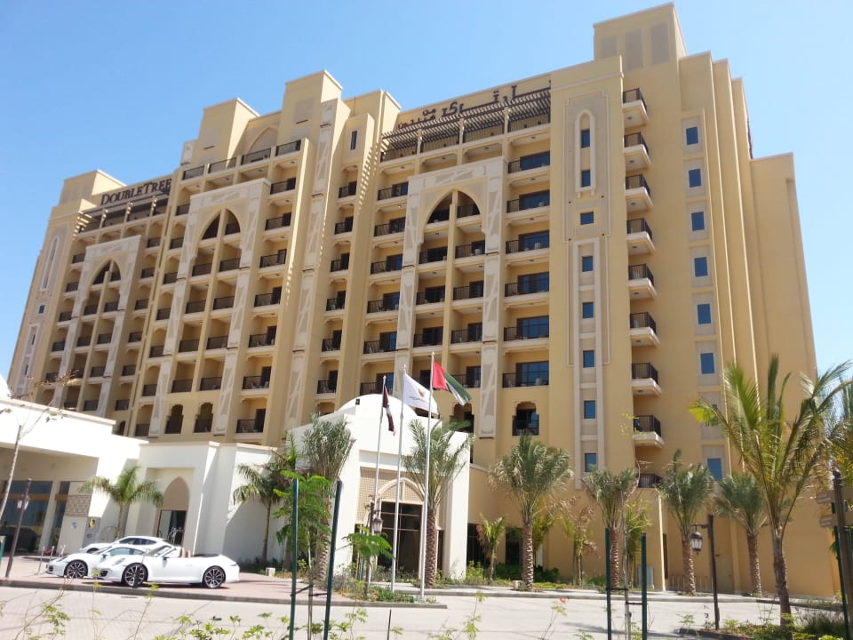 Blick vom Strand DoubleTree by Hilton Resort & Spa Marjan Island