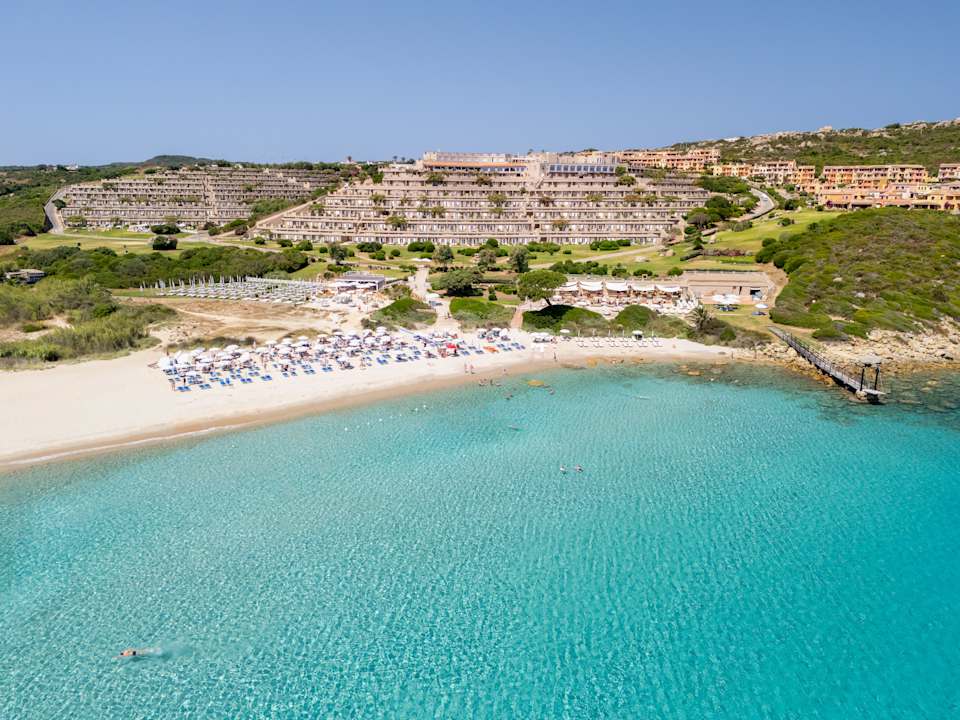 Außenansicht Mangia's Sardinia Resort