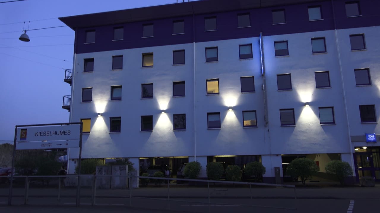 Außenansicht ibis budget Hotel Saarbrücken Ost