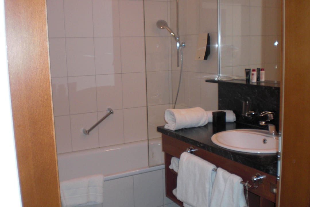 Badezimmer elaya hotel steinplatte