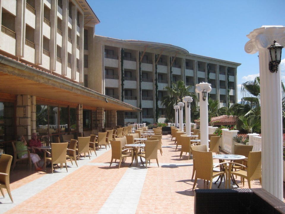 Aussenterrasse Hotel Defne Garden