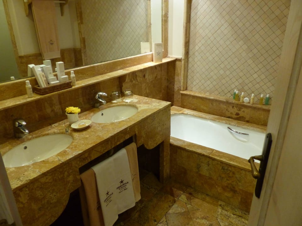 Bad JOIA El Mirador by Iberostar