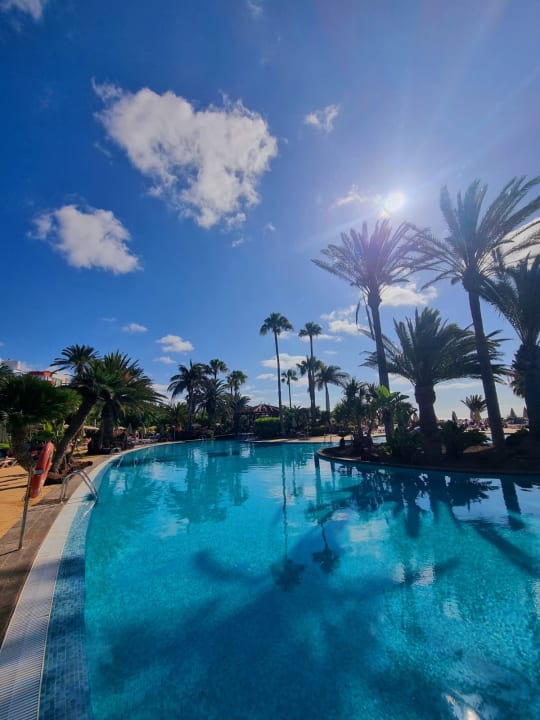 Pool R2 Pajara Beach