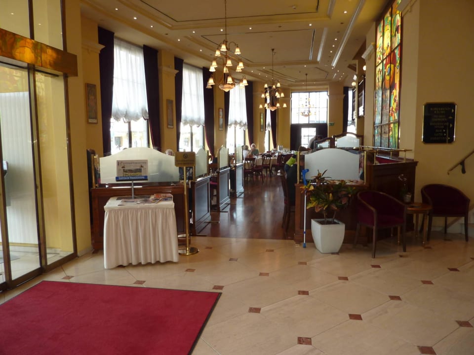 Lobby und Restaurant Victor's Residenz Hotel Leipzig