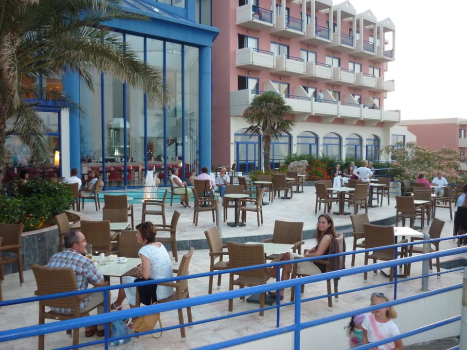 Terrasse Kresten Palace Hotel