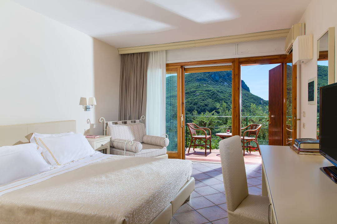 Zimmer Boutique Hotel Torre Di Cala Piccola