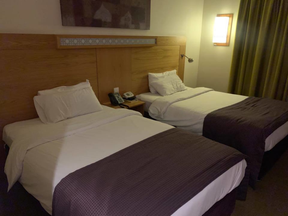 Zimmer Holiday Inn Express Dubai Airport