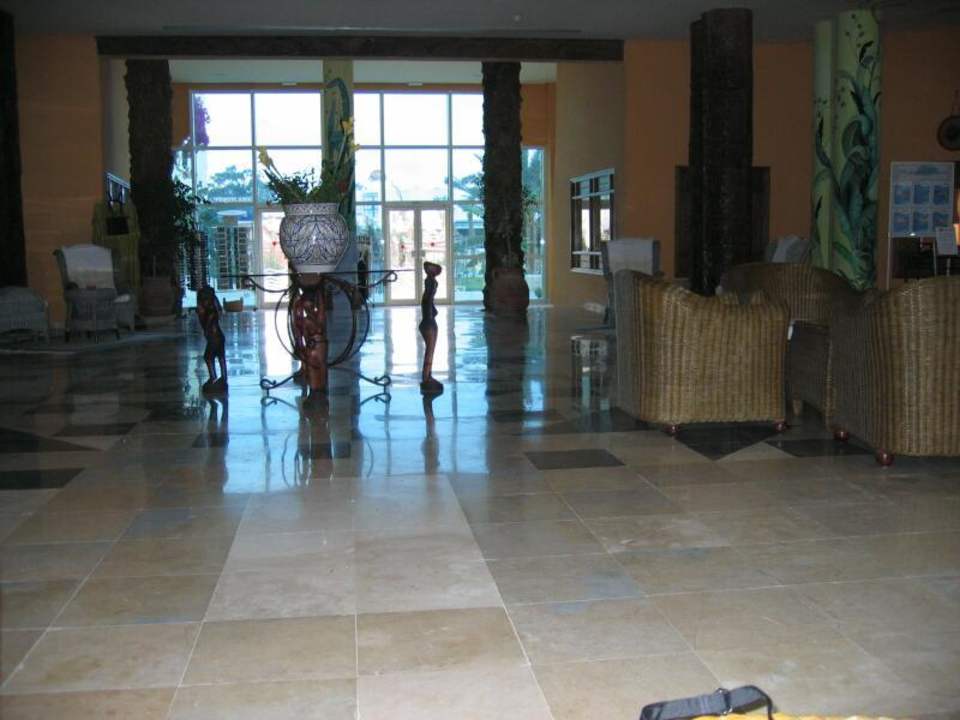 Ausgang zum Poolbereich Hotel African Queen