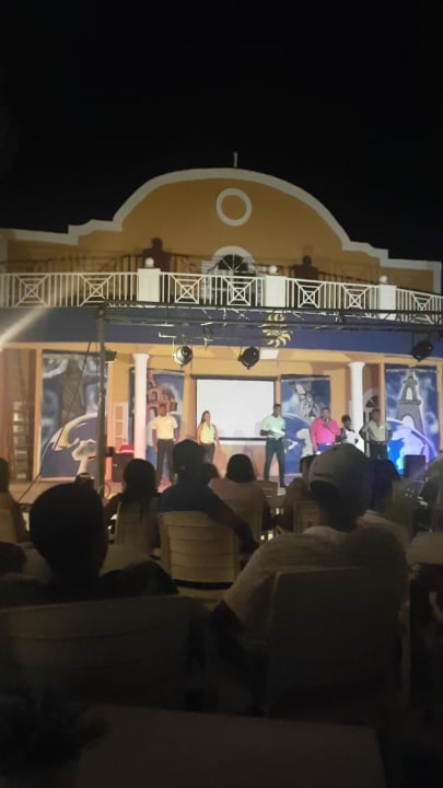 Abendunterhaltung Bahia Principe Grand El Portillo