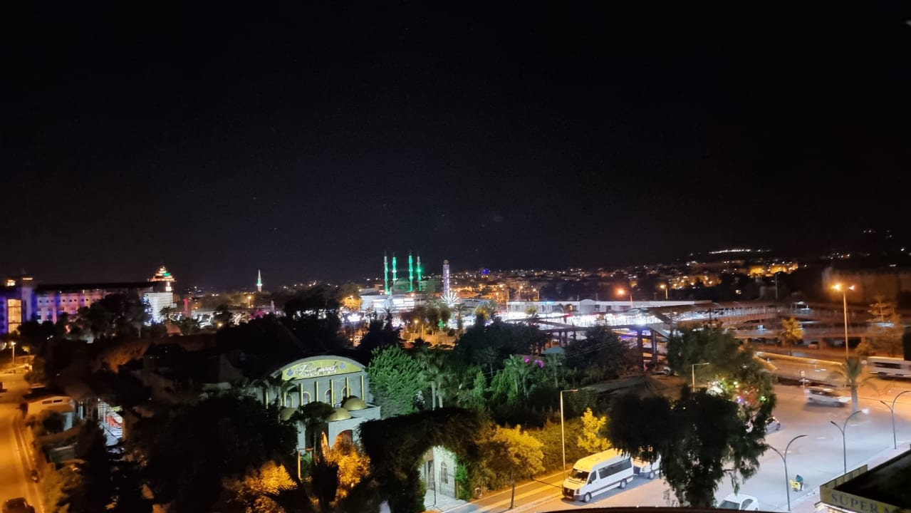 Ausblick Hotel Royal Garden Beach