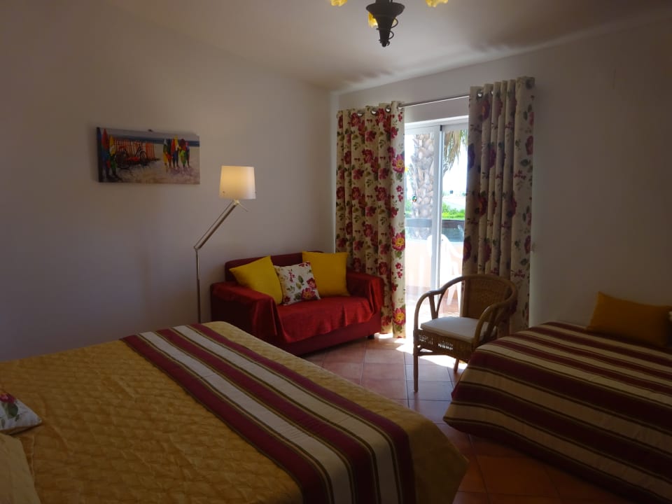 Zimmer Apartments Canavial I & II