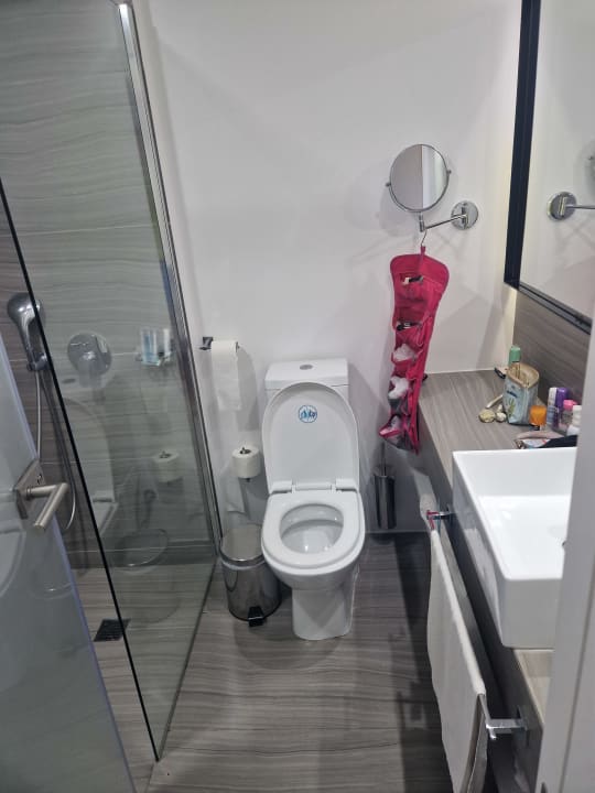 Zimmer Crystal Springs Beach Hotel