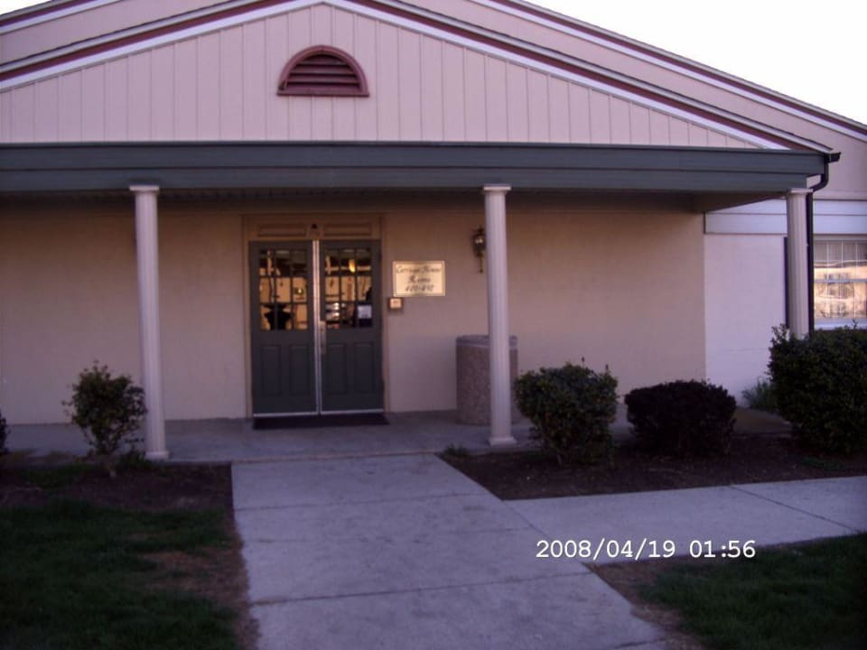 Eingang Seitenflügel Hotel Carlisle