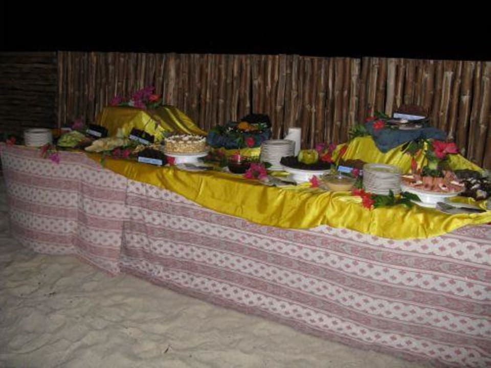 BBQ Buffet am Strand Hotel Southern Palms Beach Resort