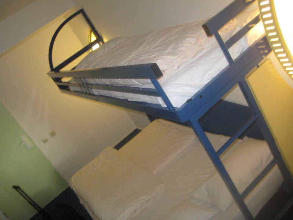 Betten für drei Jungs ibis budget Berlin City Potsdamer Platz