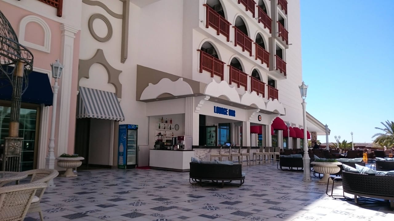 Bar im Hof Quattro Beach Spa & Resort