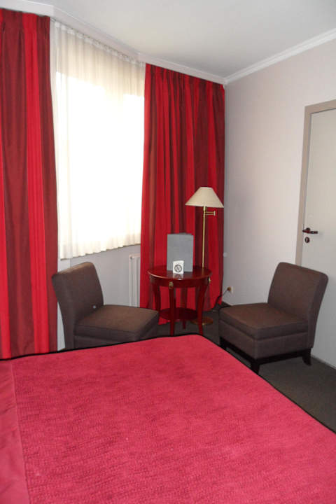 Zimmer  Martin's Brussels EU