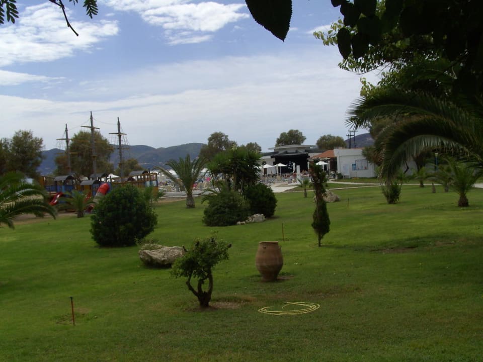 Piratenschiff / Swimmingpool Domes Aulūs Zante, Autograph Collection