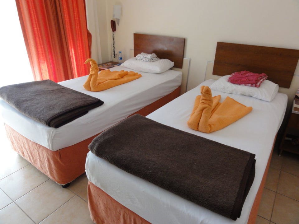 Danke! Sayanora Hotel