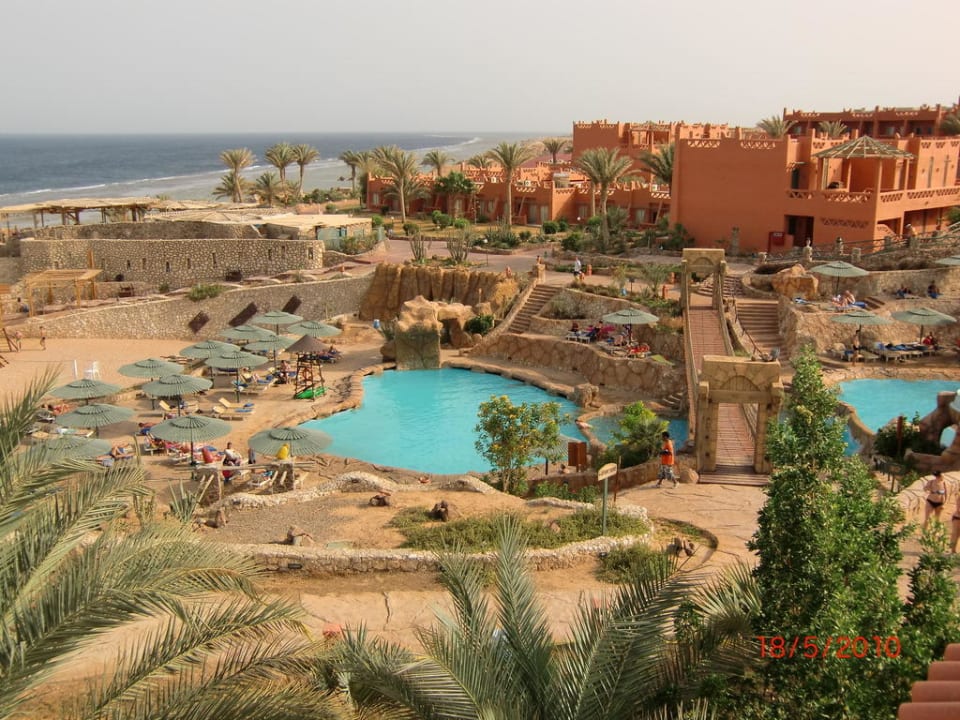 Poolanlage mit Rutsche Hotel Hauza Beach Resort