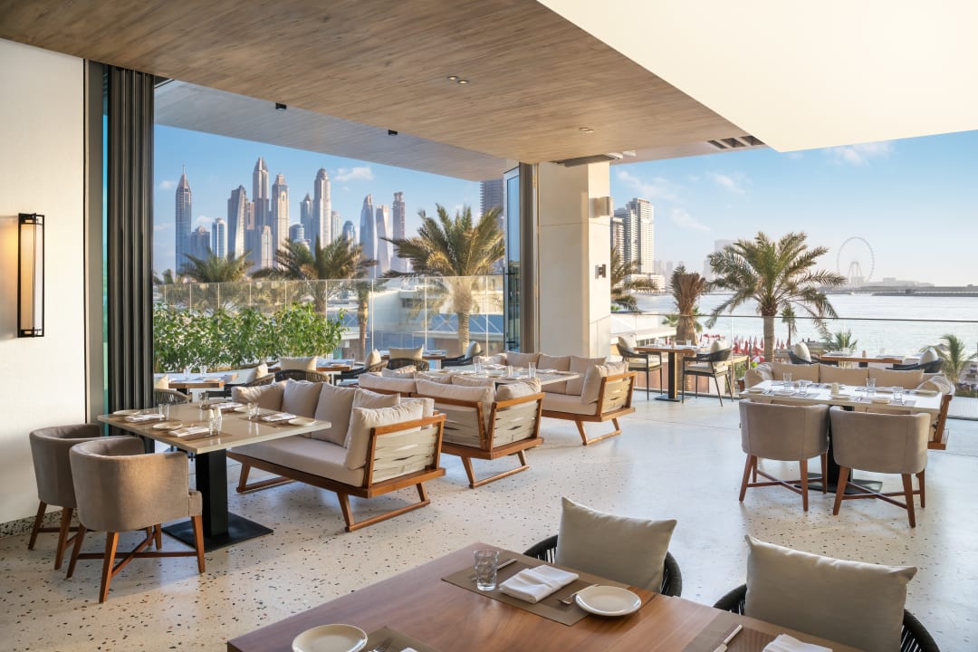 Gastro Radisson Beach Resort Palm Jumeirah