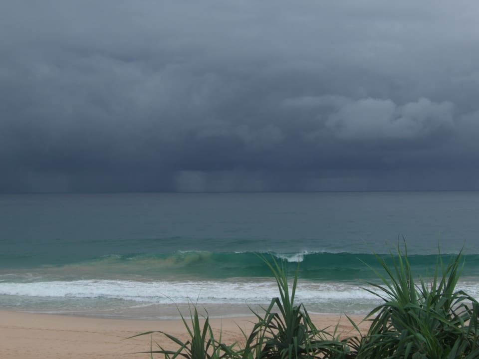 Strand The Long Beach Resort