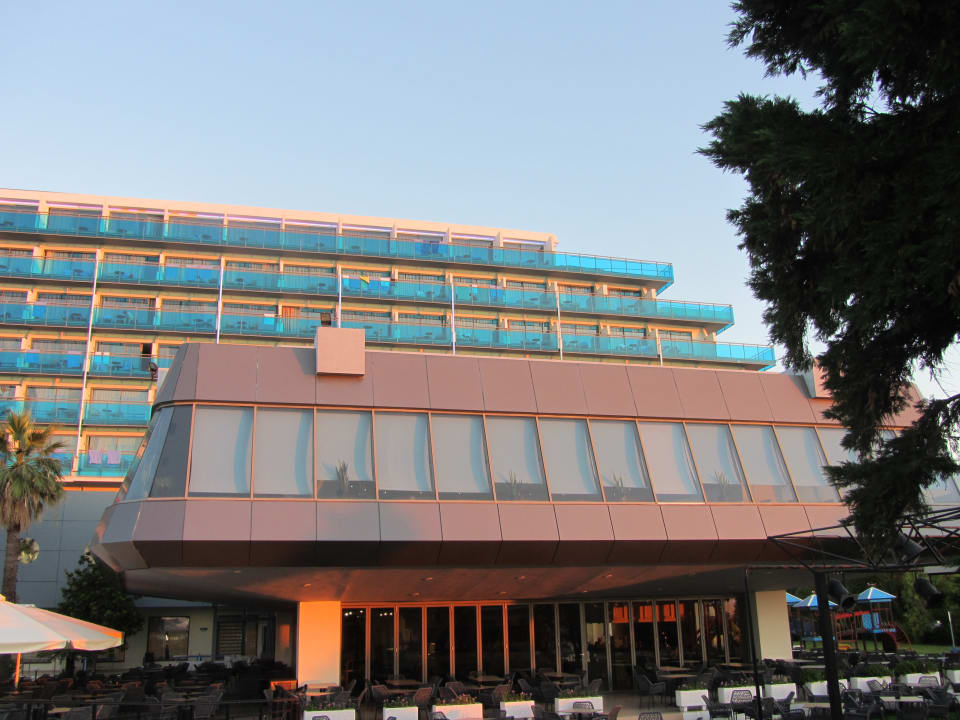 Außenansicht Hotel Calypso Beach