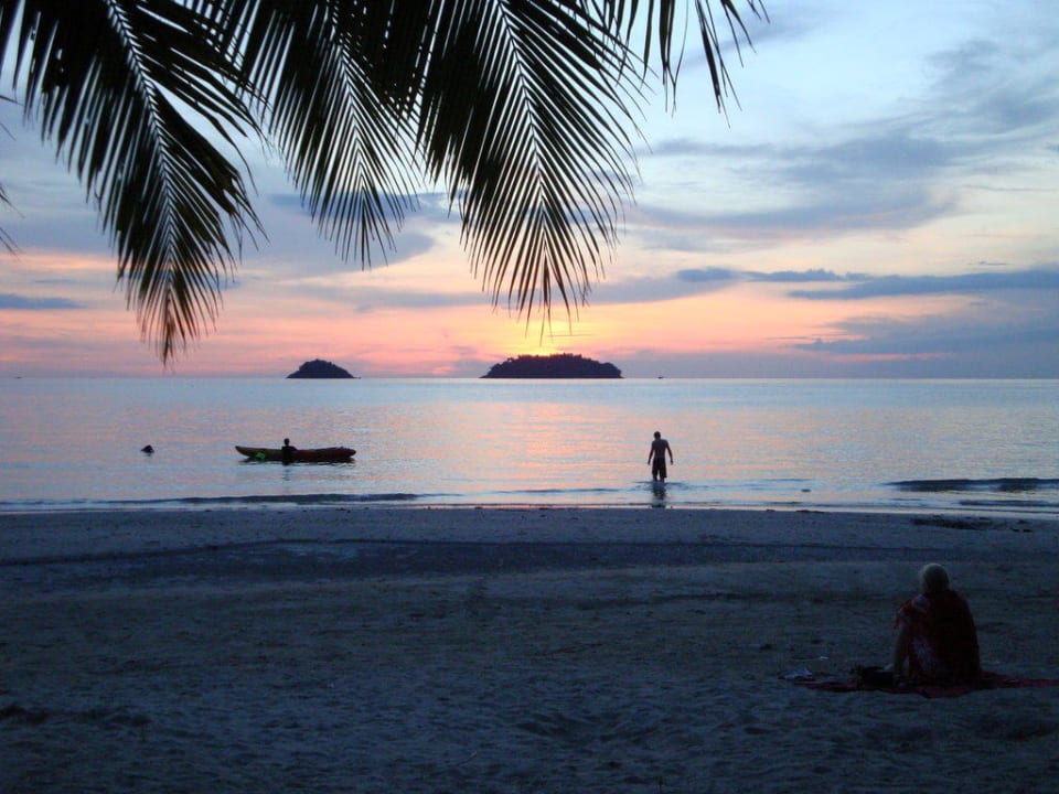 Dämmerung K. B. Resort Bungalows