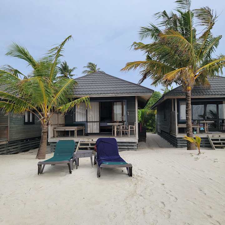 Zimmer Kuredu Island Resort & Spa
