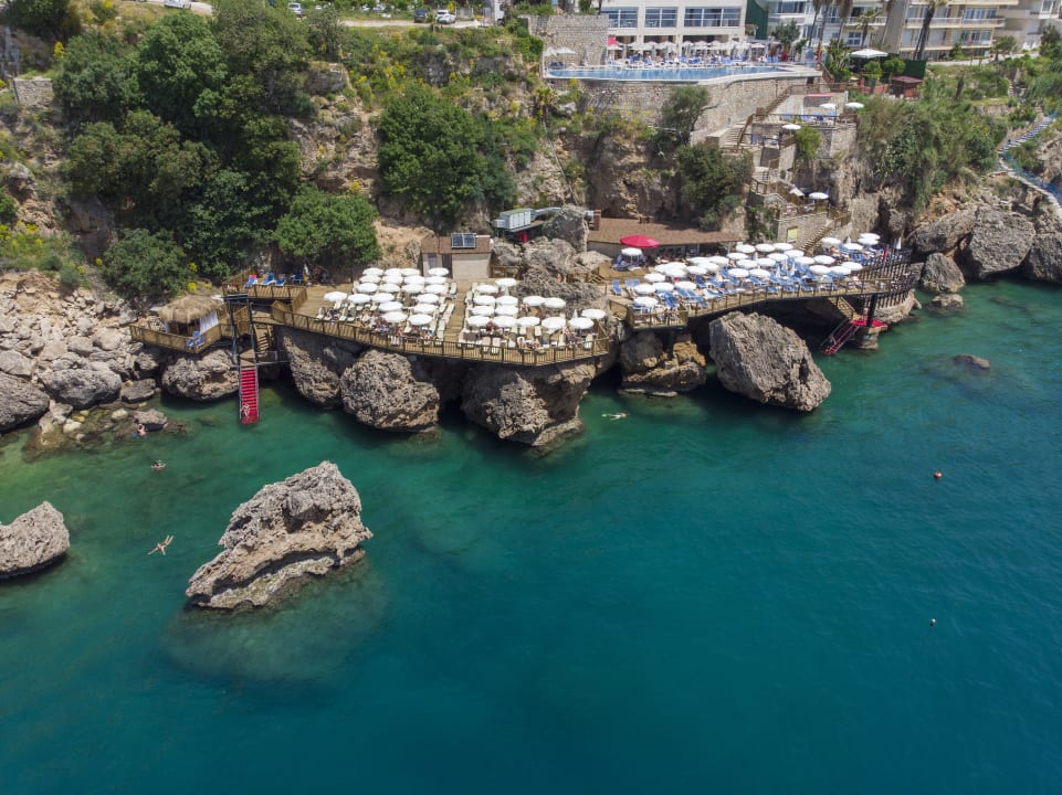 Strand Ramada Plaza by Wyndham Antalya