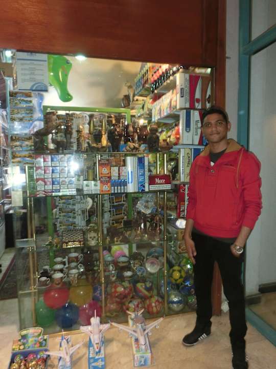 Hier kannst Du einkaufen SUNRISE Garden Beach Resort