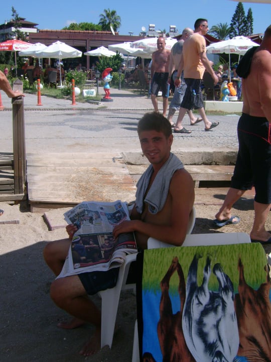 Herr über die Liegen- Mustafa Side Prenses Resort & Spa