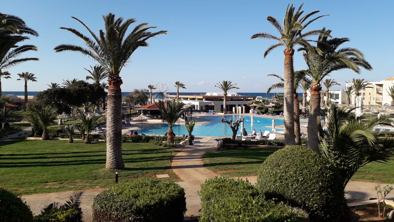Gartenanlage Anissa Beach & Village