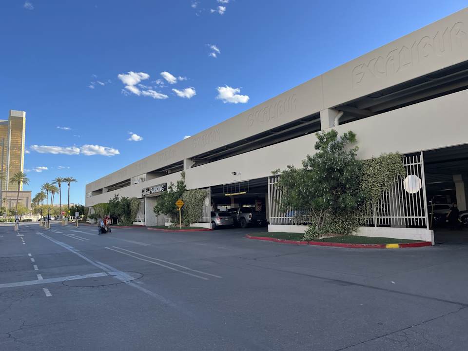 Außenansicht Excalibur