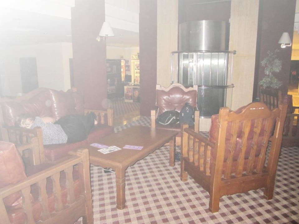 Lobby als Zimmer Ersatz Nerton Hotel - Erwachsenenhotel ab 16 Jahren