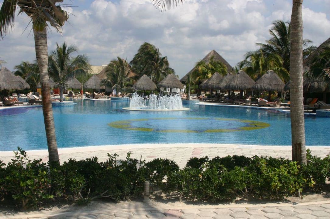 Poollandschaft Catalonia Royal Tulum Beach & Spa Resort - Adults only