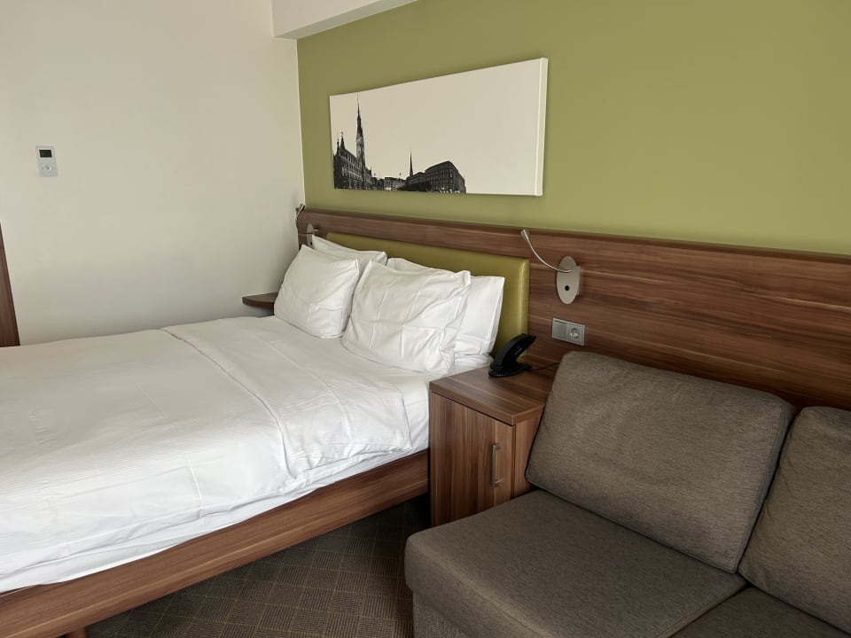 Zimmer Hampton by Hilton Hamburg City Centre