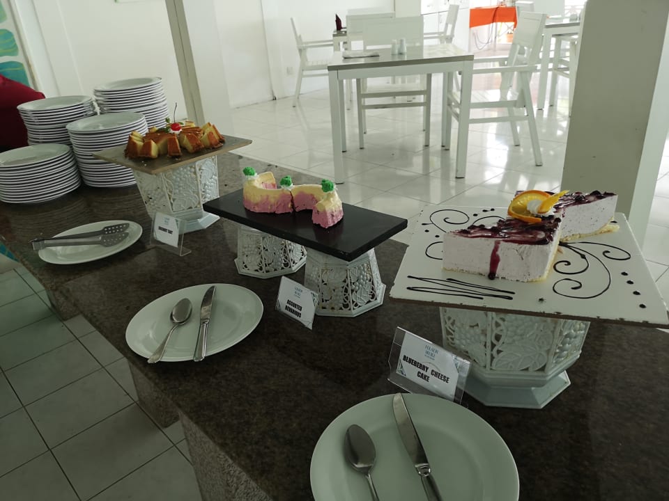 Gastro Equator Village Resort
