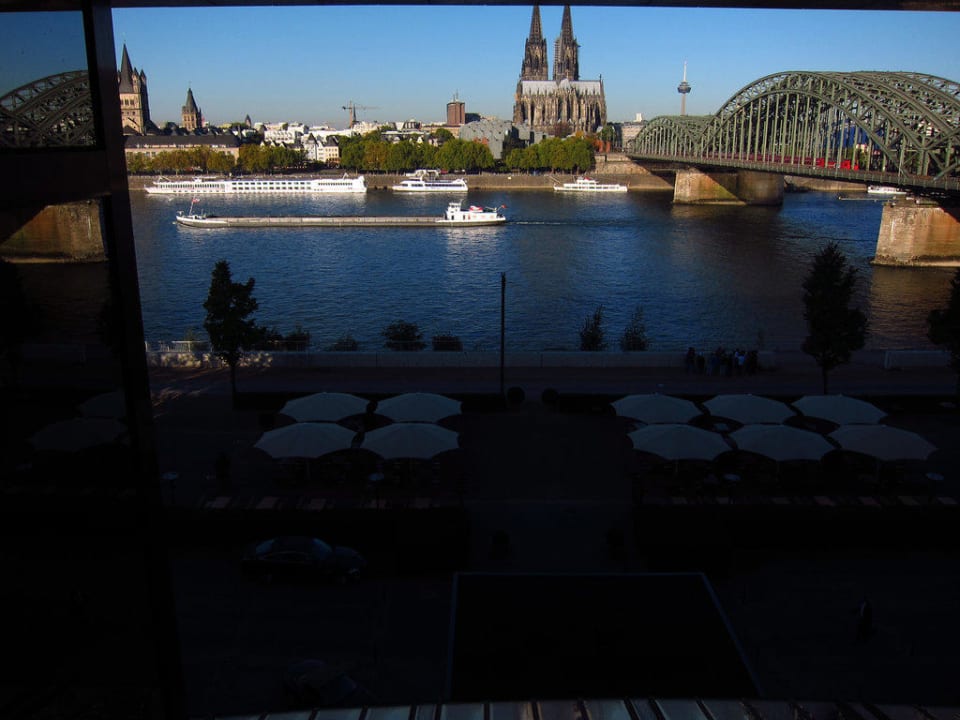 Rheinblickzimmer King Nr. 430 Hyatt Regency Köln